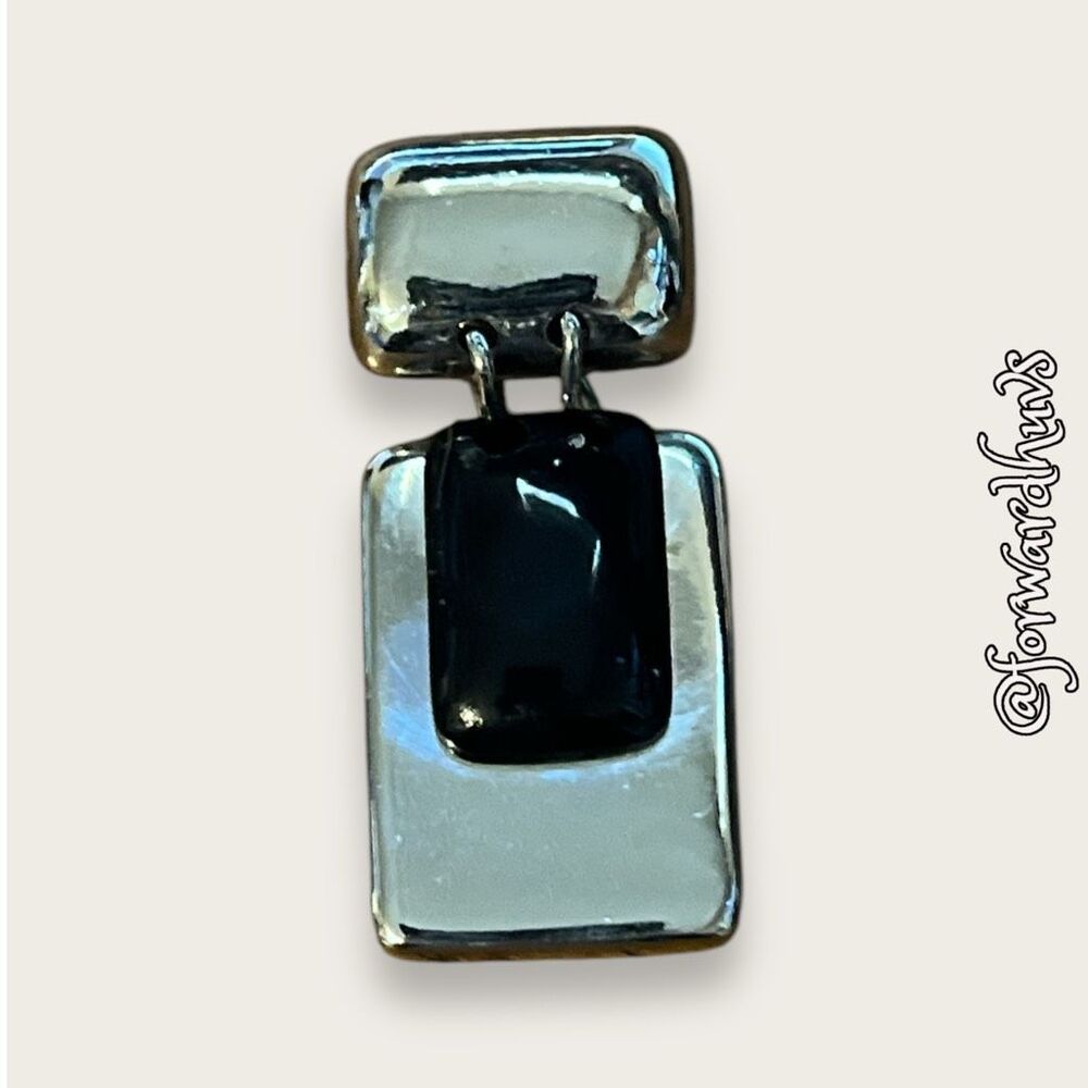 Bundle Sale 3 for $15 | Silver & Black Metal Pendant￼